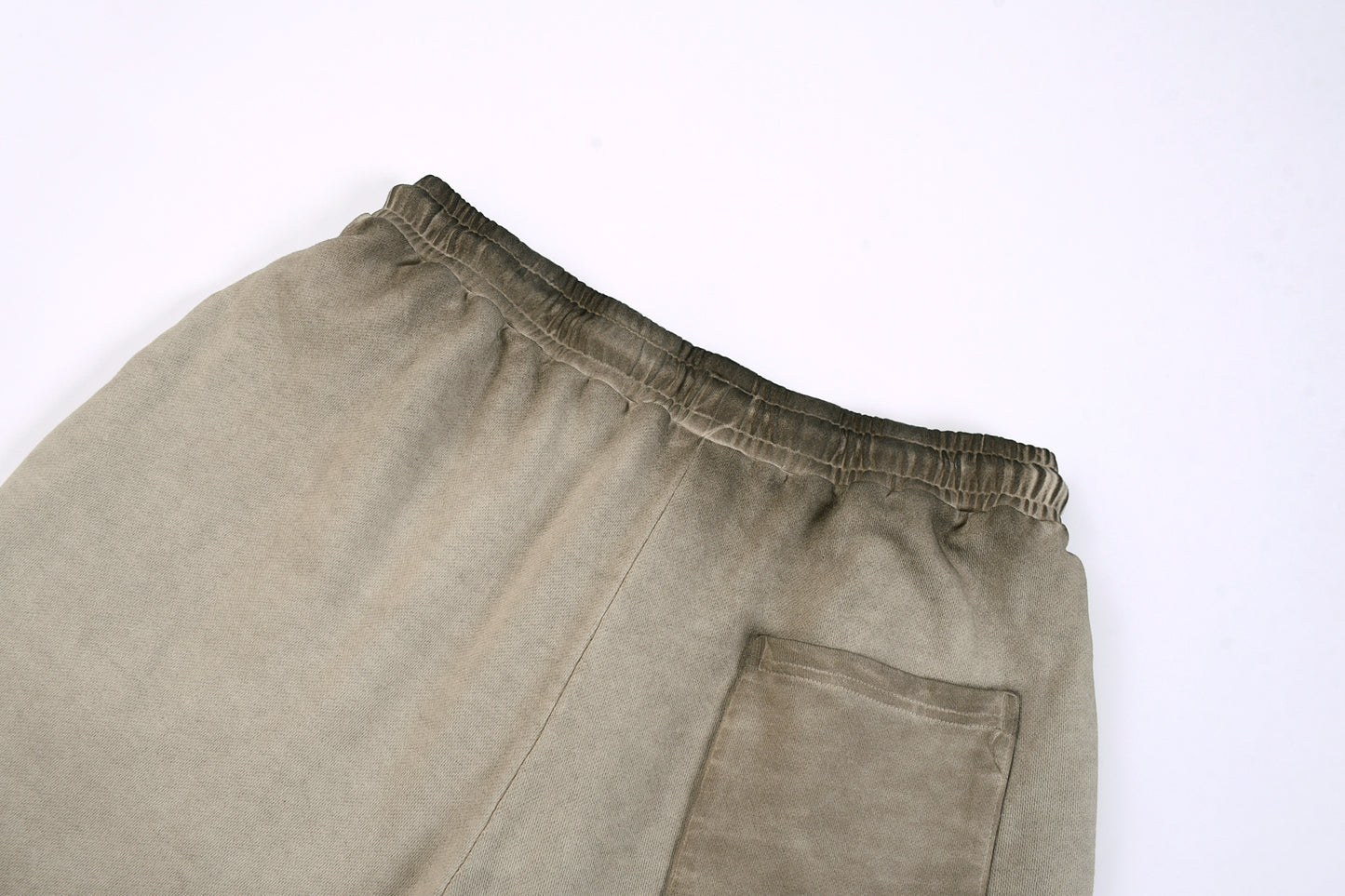 Back-Stained Shorts L-5566