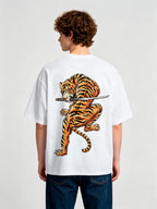 Vintage Japanese Warrior Tiger Holding Samurai Katana Sword Back Print T-Shirt